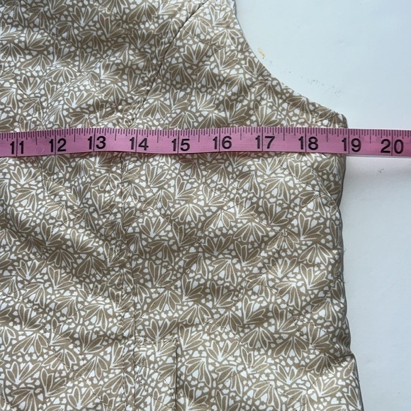 Christopher & Banks Cream and White Quilted Vest Size Small - Picture 9 of 10